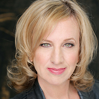 Michelle Hutchison headshot